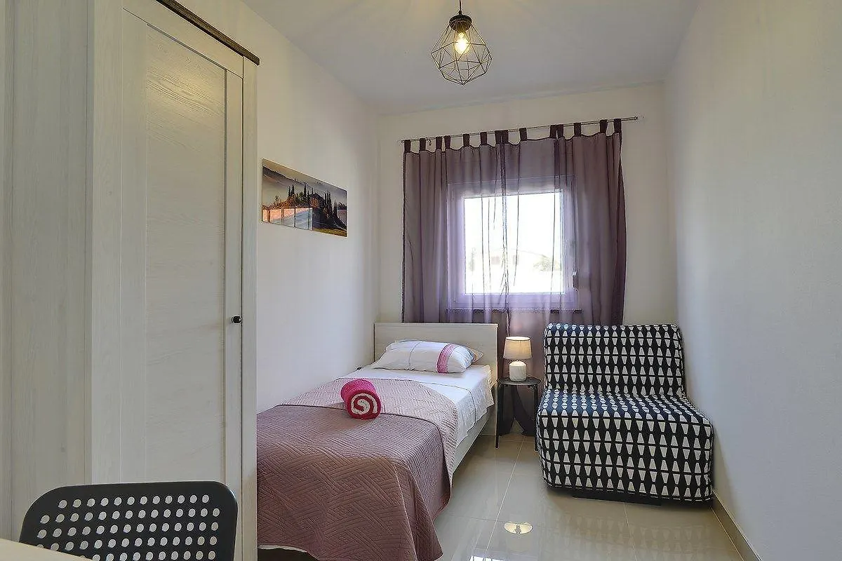 Villa Zeus Pula Holiday home